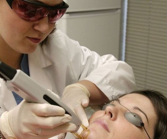 Procedura cu laser pentru întinerirea pielii feței