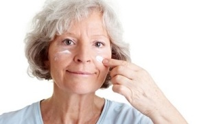 Metode de întinerire a pielii feței la domiciliu